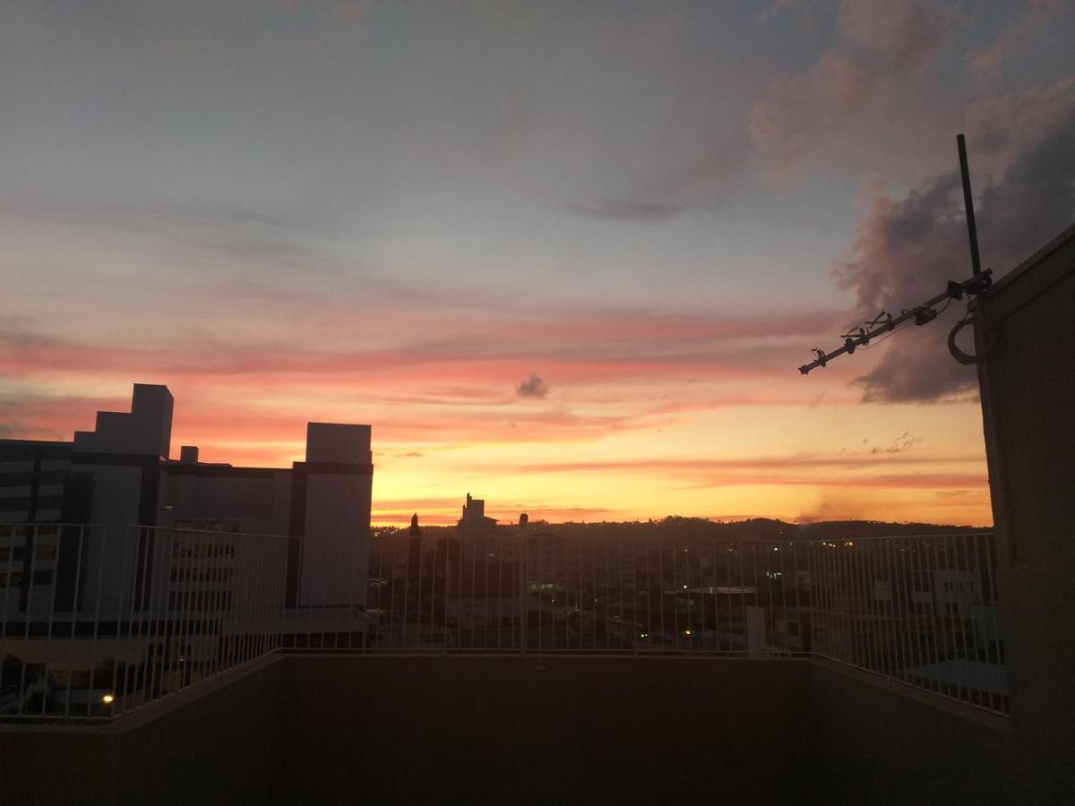 Apto Em Otima Localizacao! 라제스 외부 사진